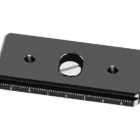 Detalle lateral Tetherblock quick release para alquiler en Barcelona, sistema de sujeción segura para cable tethering profesional